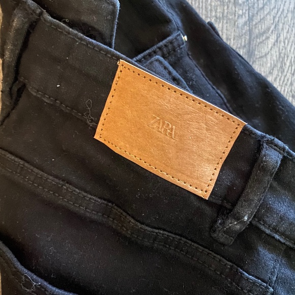 Black Skinny Fit Jeans - Picture 1 of 3